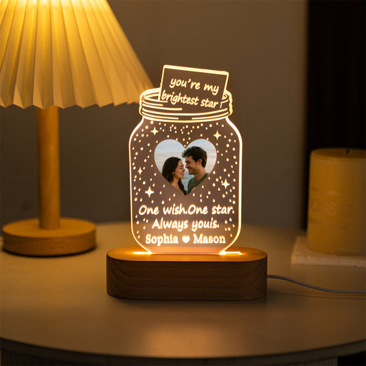 Personalized acrylic star jar lamp glowing at night with heart-shaped couple photo – MoeCraze